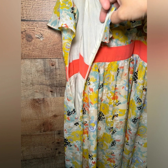 🌻UNDER SKIES Spaghetti Strap Floral Dress Women’s size Small Summer Feminine - Picture 4 of 12